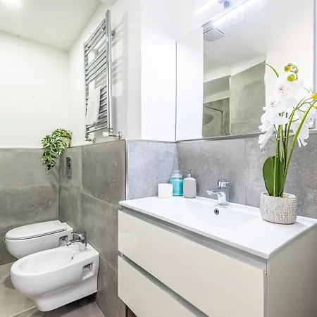 Apartamento Colonna Lovely Loft - 10 Min Duomo - Buonarroti M1 Milão