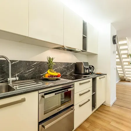 Colonna Lovely Loft - 10 Min Duomo - Buonarroti M1 Apartamento *