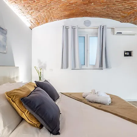 Colonna Lovely Loft - 10 Min Duomo - Buonarroti M1 Apartamento Milão