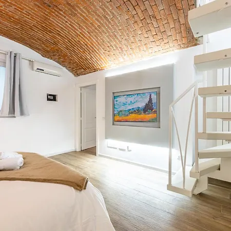 Apartamento Colonna Lovely Loft - 10 Min Duomo - Buonarroti M1 *