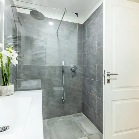 Colonna Lovely Loft - 10 Min Duomo - Buonarroti M1 Apartamento *